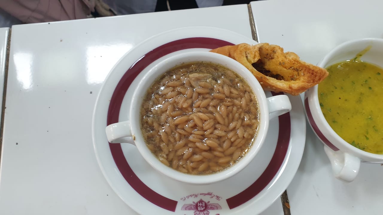 برنامج إدارة الضيافة تخصص (إدارة الفنادق - إدارة فنون الطهى الفندقى)